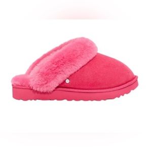 Nwt UGG WOMEN'S CLASSIC II SUEDE SHEARLING LINED ROSY PINK SLIPPERS size 6